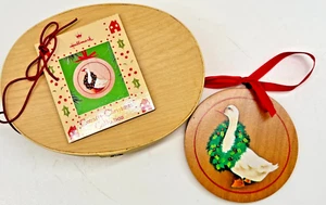 Hallmark Christmas Ornament Wood Goose American Country Tradition Ornament 1985 - Picture 1 of 10