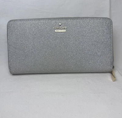 Cartera continental grande plateada Kate Spade Shimmy oropel brillo en caja Foto 1 de 4