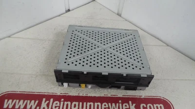 MÓDULO DE RADIO Audi A6 (C6) Sedan 3.2 V6 24V FSI Quattro (AUK) 2004 4F0035541 - Imagen 1 de 2