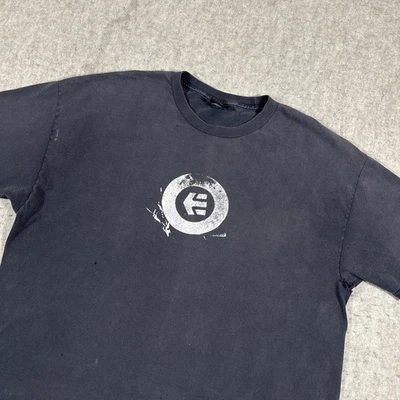Camiseta de skate vintage Etnies para hombre XL? Años 90 Y2K Hecho en EE. UU. Negro Envejecido Foto 1 de 4