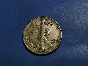 1942 Walking Libety Halve - Picture 1 of 4
