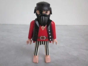 Playmobil Figure Pirate Red/Black/White - Barefoot - Picture 1 of 4