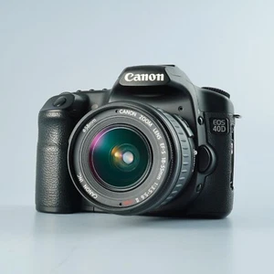 EXCELLENT Canon EOS 40D + EF-S 18-55mm F/3.5-5.6 Ⅱ USM Digital SLR Camera - Picture 1 of 22