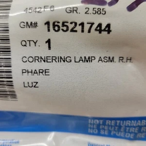 1994-1995 Oldsmobile '88' R.H. Cornering Light G.M.#16521744 - Picture 1 of 4