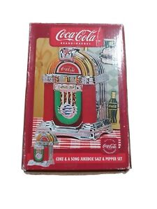 Coca-Cola Jukebox Salt & Pepper Set- NEW- R13