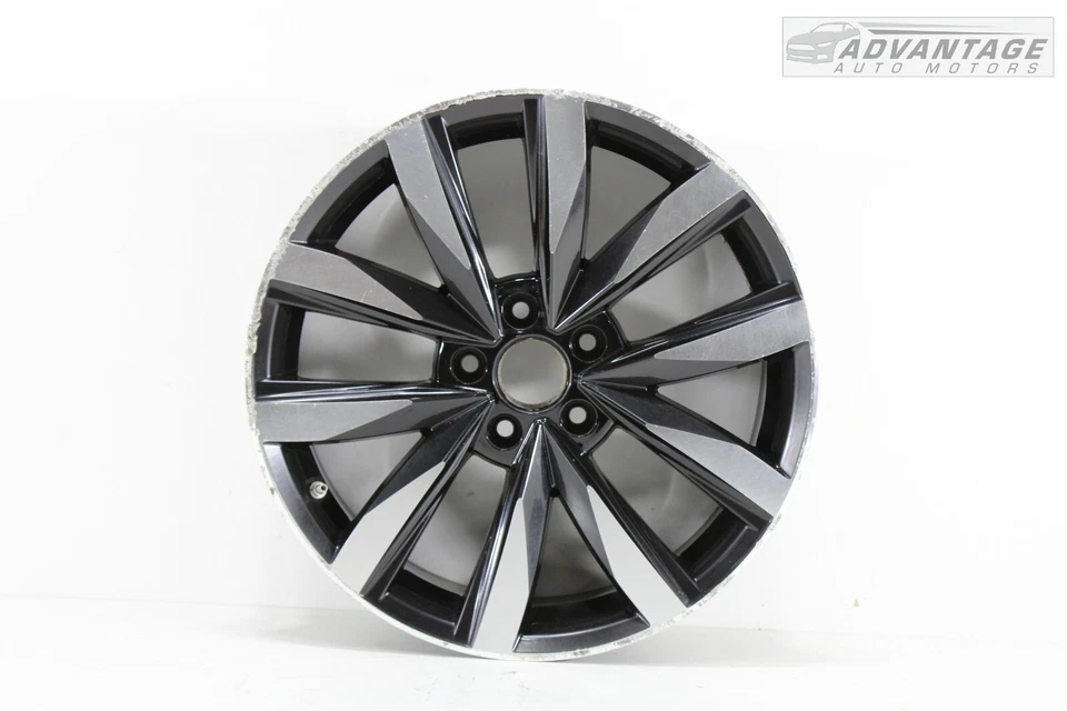 Llanta VW VOLKSWAGEN CC 2013-2017 10 RADIOS 18" 1351 18X8J CON SENSOR TPMS OEM Foto 1 de 4