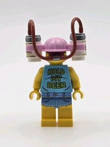 Citizen Brick: Leftovers - Hold my Beer (blaues Hemd) - Bild 1 von 2