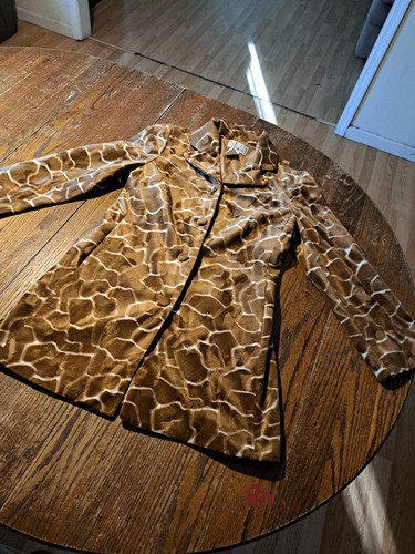 OFF WHITE Giacca cappotto piccolo vero comfort stampa finta giraffa manica lunga bottoni davanti