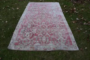 Vintage Floral Turkish Oushak Rug in Muted Colours 5'1" X 9'1" - Picture 1 of 12