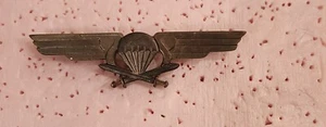 WORLD PARACHUTE BADGE, FINLAND, METAL, B&T# 178 Variation - Picture 1 of 2