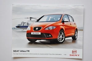 Car Press Photo - 2005 SEAT Altea FR - Red - Front / Side View - Picture 1 of 1