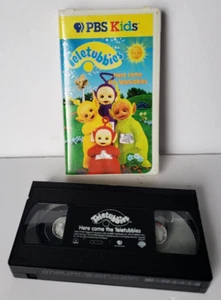 Teletubbies - Here Come The Teletubbies (VHS, 1998) Rare Hard Case Tinkly Winky - Picture 1 of 5