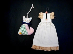 2 Vintage Christmas Ornaments-Cutter Quilt Kitty Cat & Pinafore on Metal Hanger - Picture 1 of 3