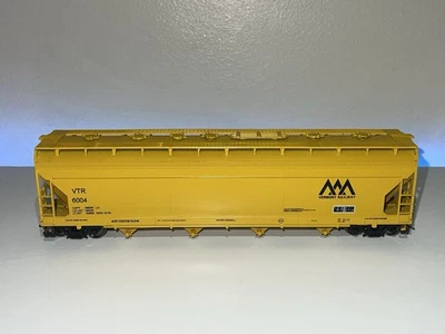 Athearn HO ACF 4 Bay Centerflow Hopper- VTR #6004 - Image 1 of 4