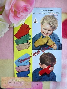 Vintage Knitting Pattern Childs Cosy Gloves & Mitts 2-4 Years. JUST £1.99 ! - Picture 1 of 1