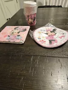 Juego de 36 vajilla de suministros de fiesta Minnie Mouse nuevo 8 7 pulgadas - Imagen 1 de 2