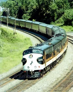Norfolk Southern F9 #4270 at Harrisburg, PA on 8.18.12 8x10 Photo by Kerry Jury - Picture 1 of 1