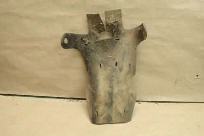 1995 SUZUKI QUADRUNNER LT160 ENGINE MOTOR DUST COVER RUBBER - Изображение 1 из 4