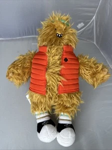 MUÑECA DE PELUCHE RIVIAN GEAR GUARD GARY FURRY EXPERTO EN SEGURIDAD YETI JUGUETE Faltan Pantalones - Imagen 1 de 8