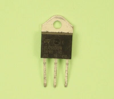 STMICROELECTRONICS Triac BTA26-600BW von STM, ähnlich BTA-600B, aber 50 mA Snubberless, 600V 25A Q2