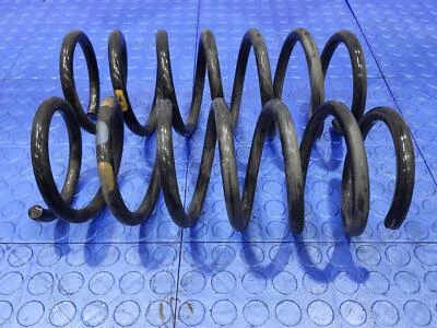 Juego de dos muelles helicoidales de suspensión trasera Volvo XC60 2009-2015 AWD OEM 312804834 Foto 1 de 4