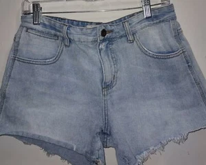 Free People Cut Off  Distressed Light Wash Denim Shorts Size 27 - Picture 1 of 6