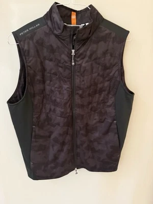 Peter MillarMen's Black Camo Hybrid Travel Vest Size M Nwot - Image 1 of 4