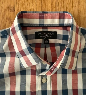 Banana Republic Men's Red and Blue Plaid long sleeve cotton Shirt small NWOT - Image 1 of 4