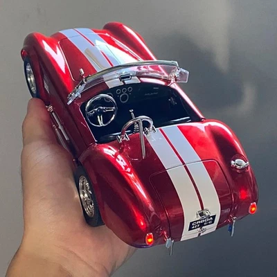 1:22 Ford Shelby Cobra 427 Diecast Model Car - 1965 Classic w/ Sound Light - Image 1 of 4