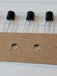 40pcs 2N3904 TO-92 NPN Bipolar Junction Transistor - BJT - Picture 1 of 3