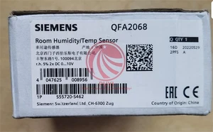SIEMENS   QFA2068  ROOM HUMIDITY/TEMP SENSOR . DC0-10V  NEW IN BOX#/ - Picture 1 of 1