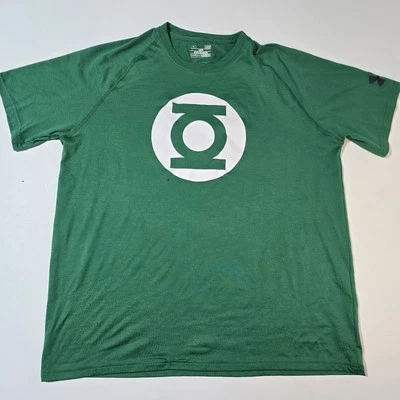 Camiseta Masculina Grande Under Armour HeatGear Loose DC Comics Original Lanterna Verde - Imagem 1 de 4