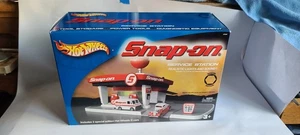 Hot Wheels Snap-On Service Station Play Set SSX2420 With Cars 1-6 NEW SEALED - Picture 1 of 9