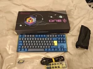 Ducky One 3 Daybreak TKL Gaming Tastatur, RGB LED - MX-Brown, QWERTZ deutsch - Bild 1 von 6
