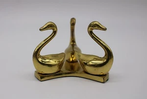 Vintage Brass Swan Trio Paperweight Paper Holder - 3 Swans Connected at Base  - Picture 1 of 6