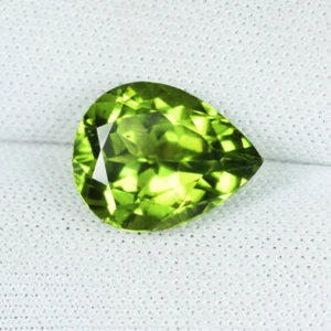 3.54 ct SHIMMERING BEST SPARKLING NICE GREEN NATURAL PERIDOT Pear See Vdo BK - Picture 1 of 2