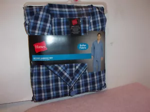 NEW MEN'S HANES COTTON BLEND WOVEN PAJAMA SET in BLACK & SHADES OF BLUE PLAID - Picture 1 of 5
