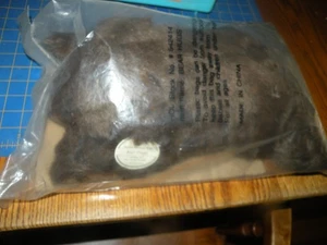 Christmas Around The World/House of Lloyd/Plush "Bear Hugs" Bear NIP 1998 W/TAG - Picture 1 of 5