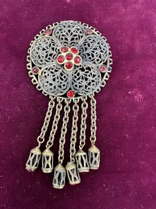 Vintage Brass Filigree Red Rhinestone Round Brooch With 6 Chain Dangles - Picture 1 of 7