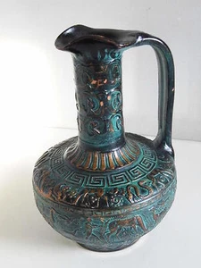 CRUCHE ANTIQUE GRECQUE TERRE CUITE CUL NOIR RARE DÉCOR RELIEF ANIMAUX SIGNE TBE - Picture 1 of 1