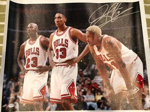 Dennis Worm Rodman Signed Canvas Dream Team 16x20 PSA/DNA Authenticity - Picture 1 of 5