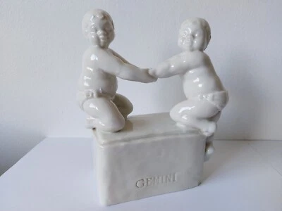 Statuina Gemini in Grès (?) prima metà del '900 di Guido Cacciapuoti (1892-1953) - Immagine 1 di 4