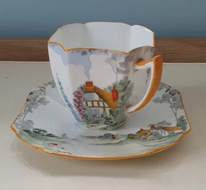 Vintage Shelley English bone China Queen Anne Thatch Cottage Cup & Saucer c.1928 - Picture 1 of 12