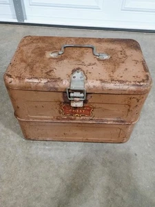 Vintage 1950s Little Brown Chest - Picture 1 of 7