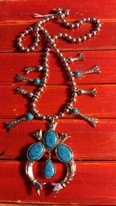Collar Vintage ART Firmado Imitación Turquesa Tono Plata Flor de Calabaza - Imagen 1 de 6