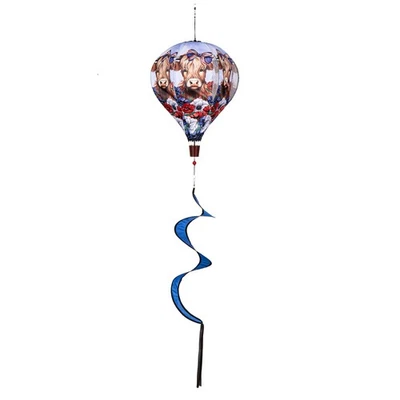 Patriotic Highland Cow Balloon Spinner - Image 1 of 3