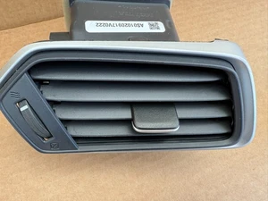 721137. Honda Accord 2018-2020 Front Right A/C Vent Outlet OEM 77630-TVA-A01ZA - Picture 1 of 14