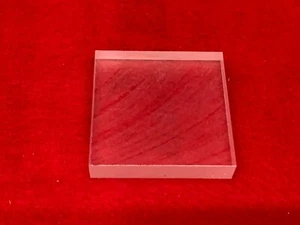 Bicron BC408 Scintillatore plastica 5x5x1 CosmicWatch Dettore muoni 1 VISO LUCIDO - Foto 1 di 2