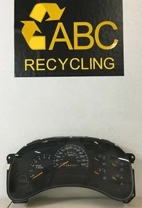 2006 - 2007 Chevrolet Silverado 1500 Speedometer Instrument Gauge Cluster  - Picture 1 of 3