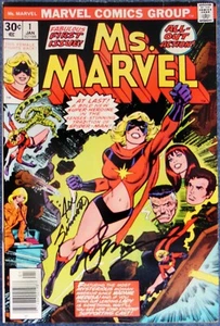 MS. MARVEL #1~SIGNED JOE SINNOTT & GERRY CONWAY~FINE~MARVEL COMICS~1976 - Picture 1 of 6